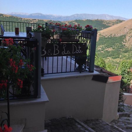 Bed and Breakfast La Dote Santo Stefano Di Sessanio Exteriér fotografie