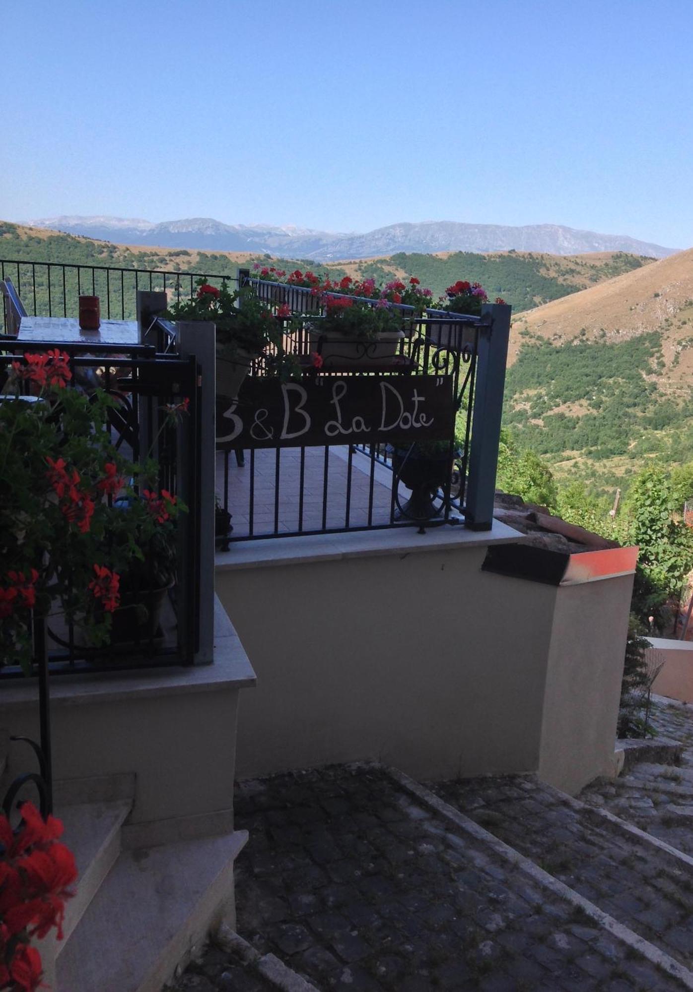 Bed and Breakfast La Dote Santo Stefano Di Sessanio Exteriér fotografie