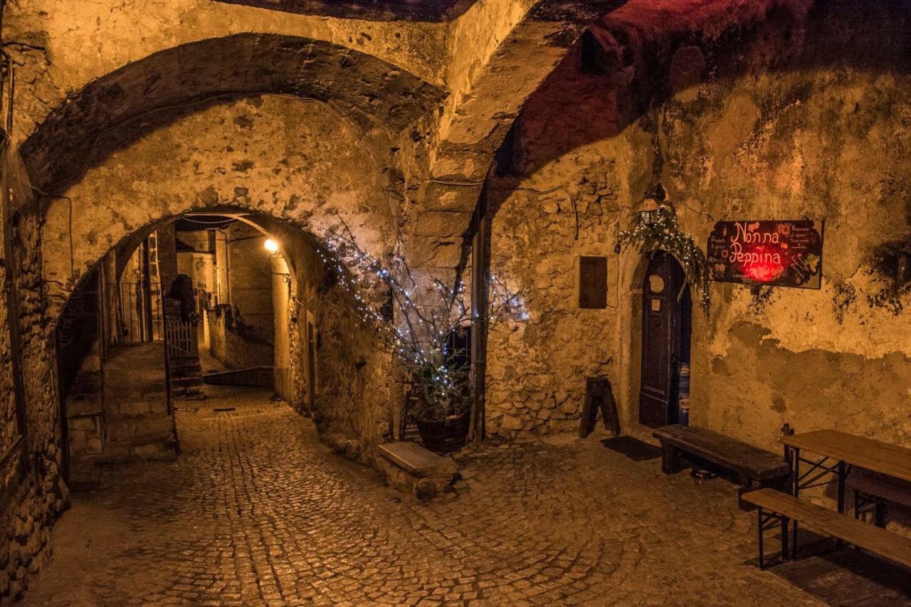 Bed and Breakfast La Dote Santo Stefano Di Sessanio Exteriér fotografie